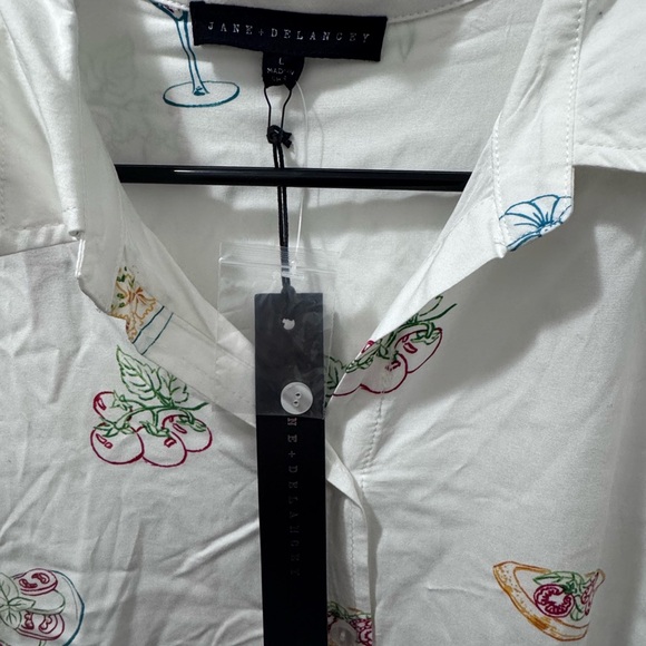 Jane and Delancey White Blouse with Multicolor Print - Picture 2 of 5